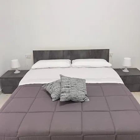 B&B Bella-2